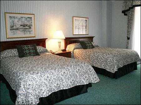 Williamsburg Hospitality House Hotel Ruang foto