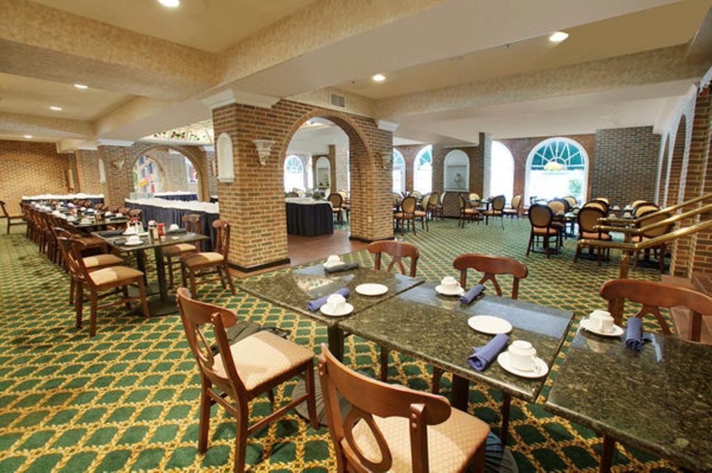 Williamsburg Hospitality House Hotel Restoran foto