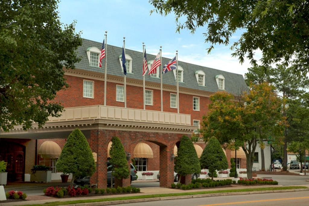 Williamsburg Hospitality House Hotel Bagian luar foto
