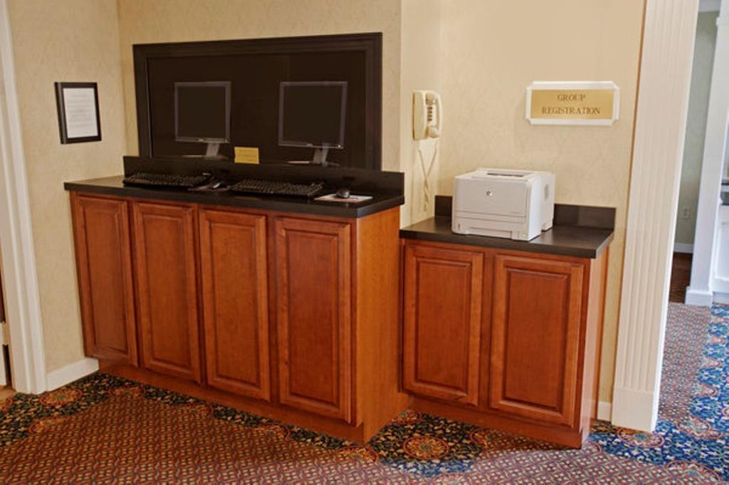 Williamsburg Hospitality House Hotel Bisnis foto